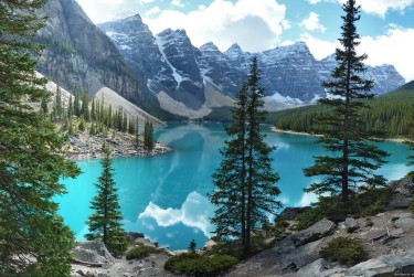 湖州吴兴区8小额贷款公司助力解决资金难题